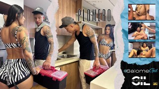 Latina MILF Salomé Gil Pays Plumber with Her Pussy