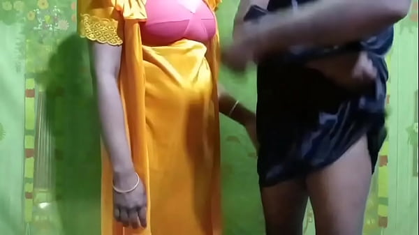 Fucking and talking dirty to beautiful bhabhi