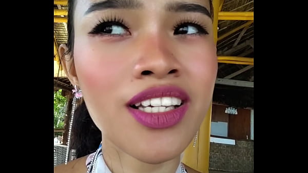 Beauty speech and showing off huge “dead dick” style dildo