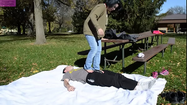 TSM – Kip tramples me for her first time ever