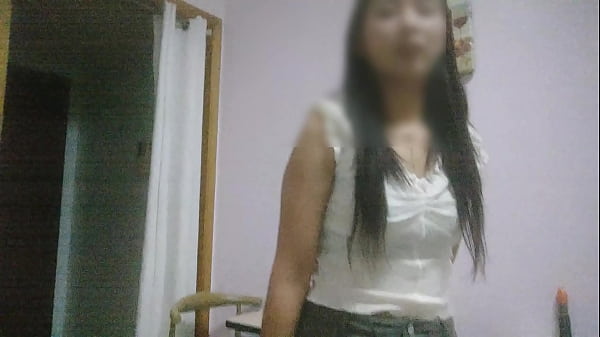 妹子的手法很温柔，就是这身材，没胸没屁股
