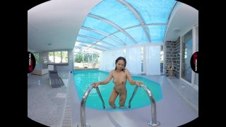 VirtualRealPorn.com – Swimmer solo