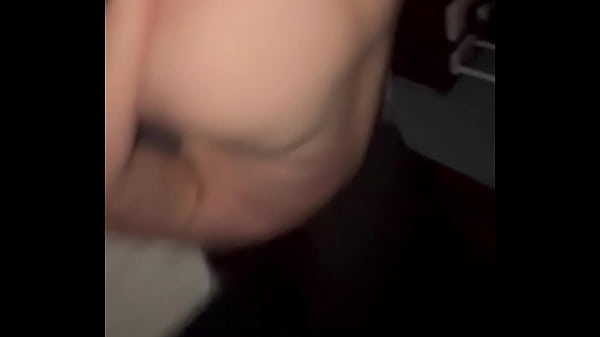 Esposa dandose