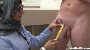 MIA KHALIFA – Sean Lawless Penetrates MK's Wet Pussy By The Pool
