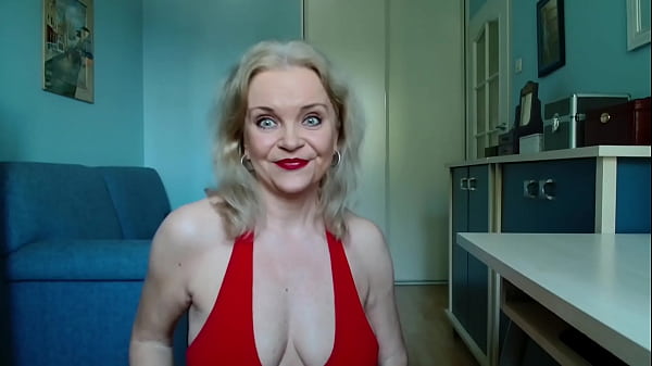 Mommy Getting Crazy When Home Alone