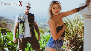 Karl’s Casting Couch Conquest – Blonde Bombshell Harmony Rivers