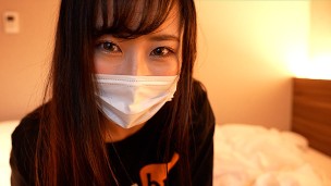 Steamy Threesome: Japanese Cutie Facesits and Handjobs as Her Pussy is Devoured