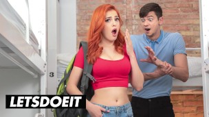Mini Vampp’s Kitchen Fuck – Big Dick Sates Her Hunger”